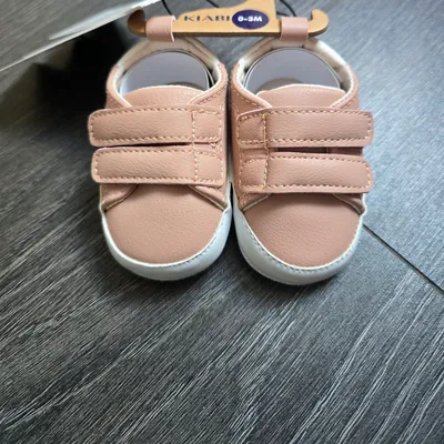 Baskets bébé fille 